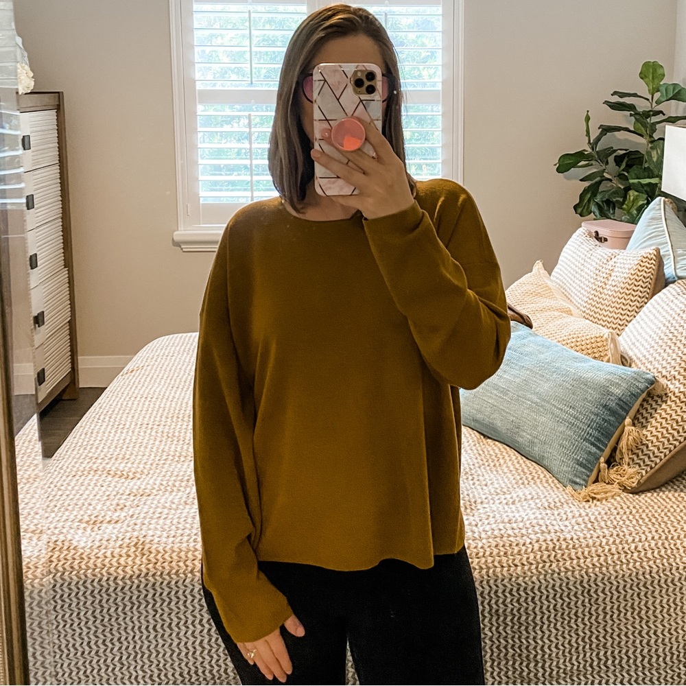 Eileen Fisher sweater Mustard Yellow 100% merino wool shirt | classiccore